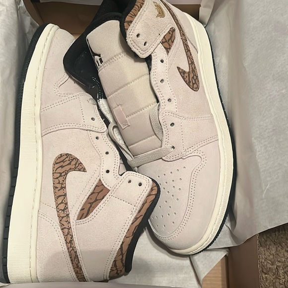 air jordan 1 mid 6.5 y